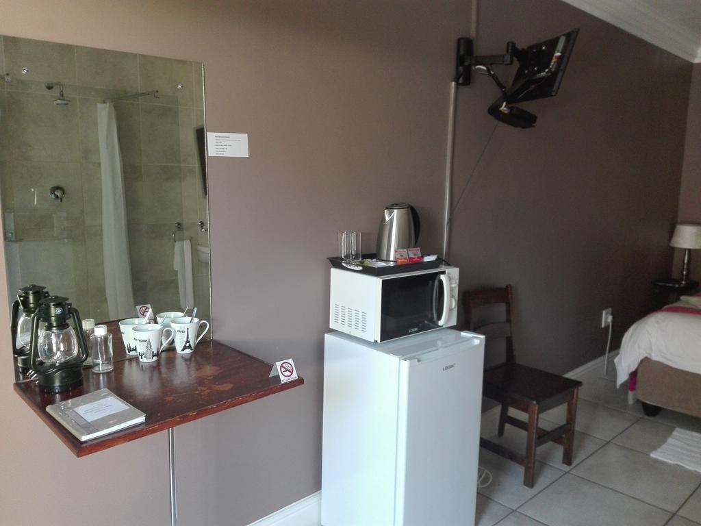 Gemutlich Guesthouse Upington Esterno foto